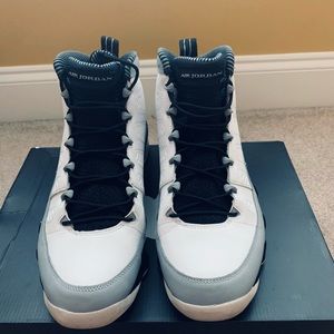Air Jordan 9 Retro Barons